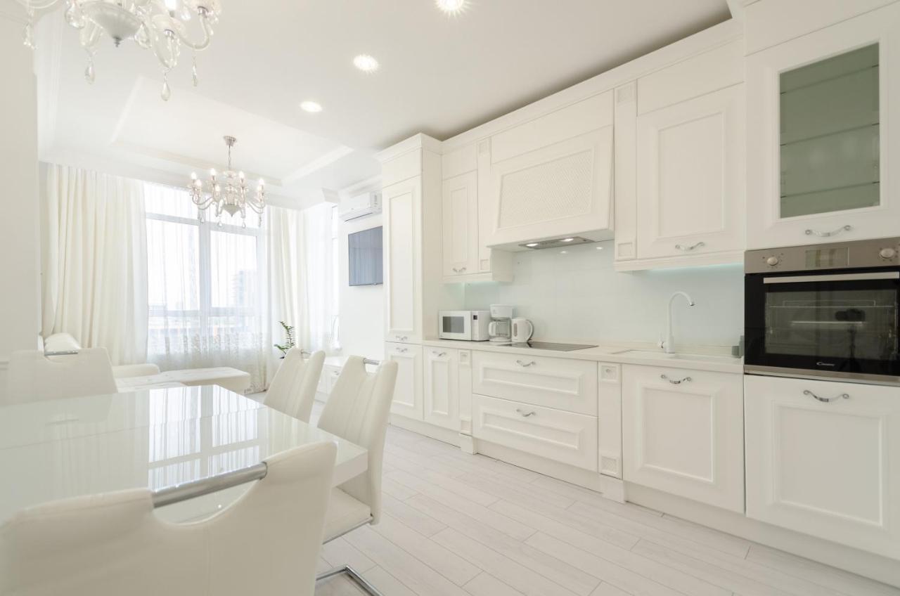Petrovdom Apartments 10-353 In Rc Central Park, 7 John Mccain Street كييف المظهر الخارجي الصورة